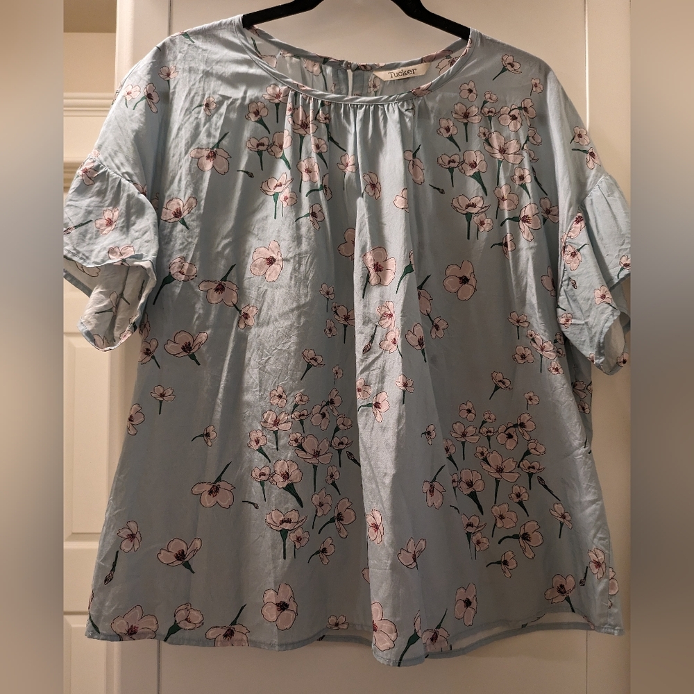 Silk Tucker Floral Blouse